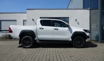 
									Buy 2022 Toyota Hilux Pickup Truck full								