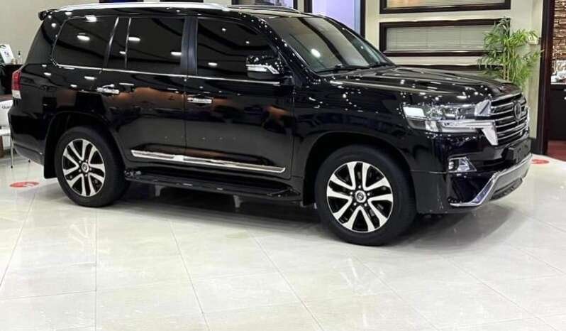 
								Buy 2021 Toyota Land Cruiser Prado full									