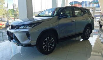 
									Buy 2021 Toyota Fortuner full								