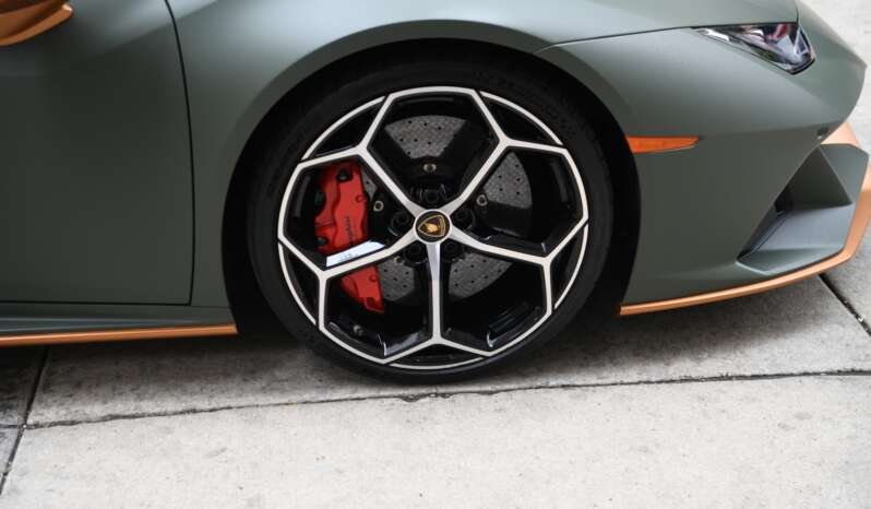 
								Buy 2020 Lamborghini Huracan full									