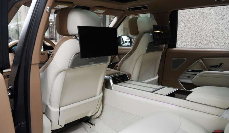
								Buy 2023 LAND ROVER RANGE ROVER P530 SV LWB full									