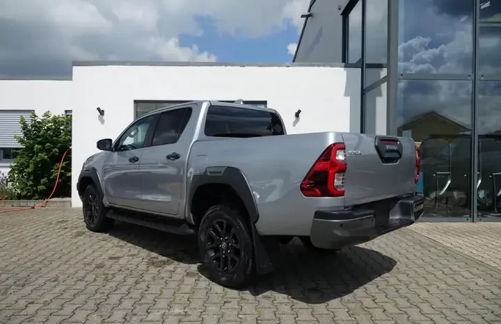 
								Buy 2022 Toyota Hilux Pickup Truck full									