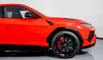 
									Buy 2023 Lamborghini Urus S full								