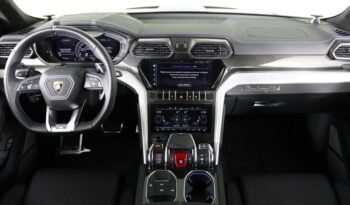 
									Buy 2023 Lamborghini Urus full								