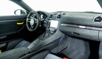 
									Buy 2018 Porsche 911 GT2 RS WEISSACH full								
