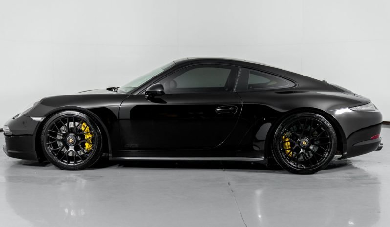 
								Buy 2023 Porsche 911 full									