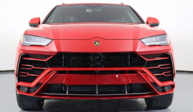 
								Buy 2021 Lamborghini Urus full									