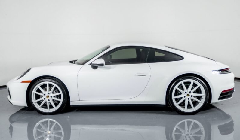 
								Buy 2021 Porsche 911 CARRERA full									