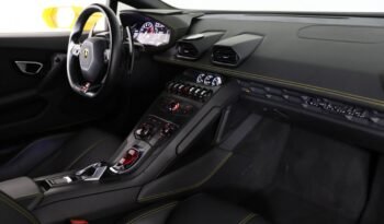 
									Buy 2022 Lamborghini Huracan EVO full								