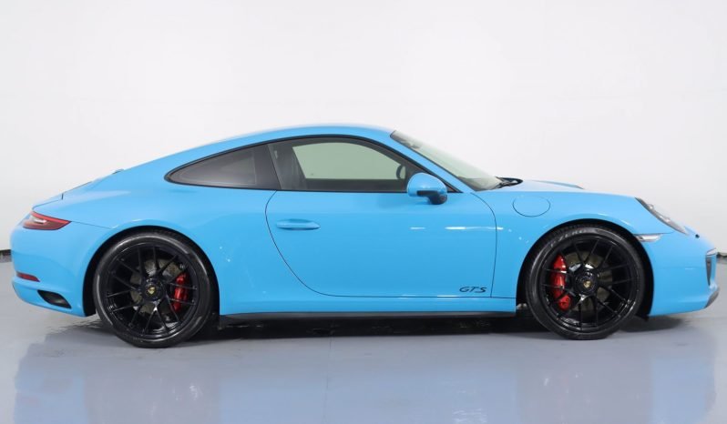 
								Buy 2023 Porsche 911 TURBO full									