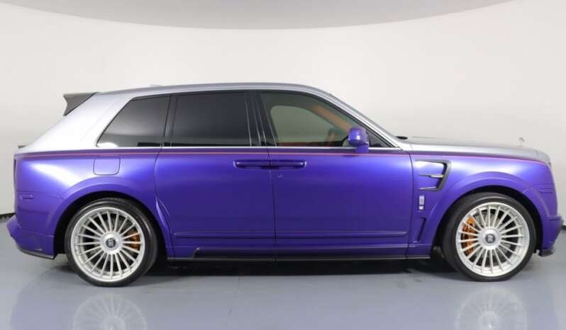 
								Buy 2022 Rolls Royce Cullinan full									