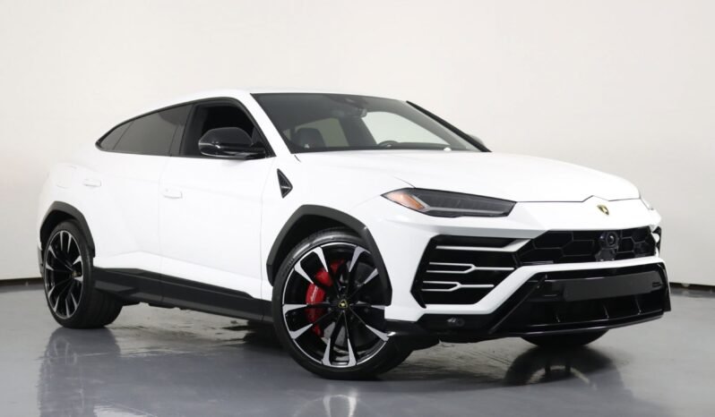 
								Buy 2022 Lamborghini Urus full									