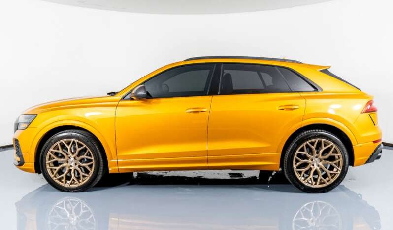 
								Buy 2022 Audi RS Q8 4.0T full									
