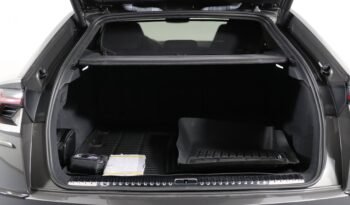 
									Buy 2023 Lamborghini Urus full								
