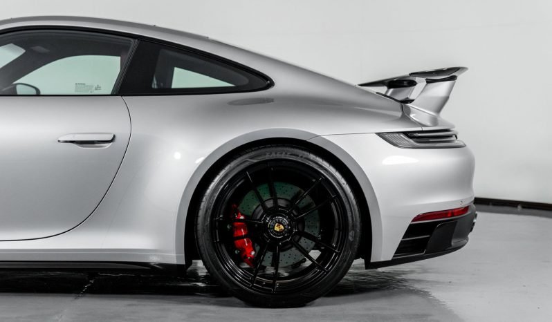 
								Buy 2023 Porsche 911 full									