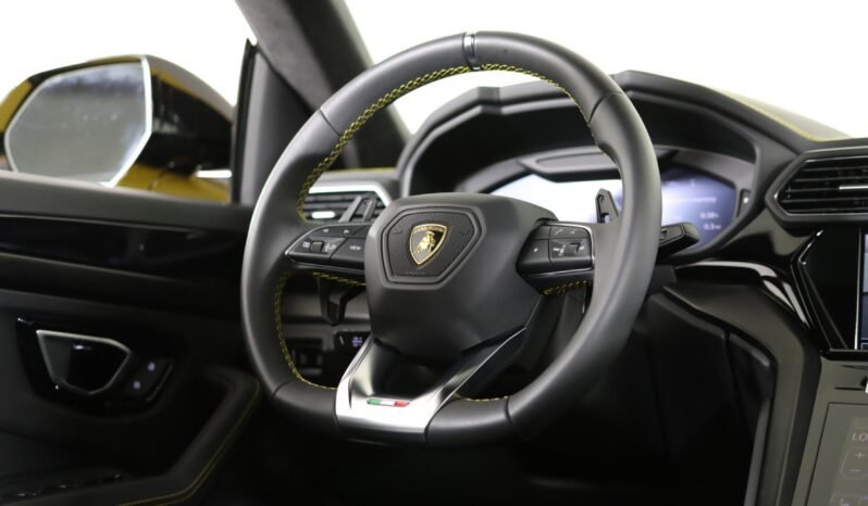 
								Buy 2022 Lamborghini Urus PERFORMANTE full									