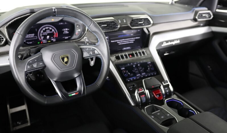 
								Buy 2023 Lamborghini Urus full									