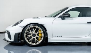 
									Buy 2018 Porsche 911 GT2 RS WEISSACH full								