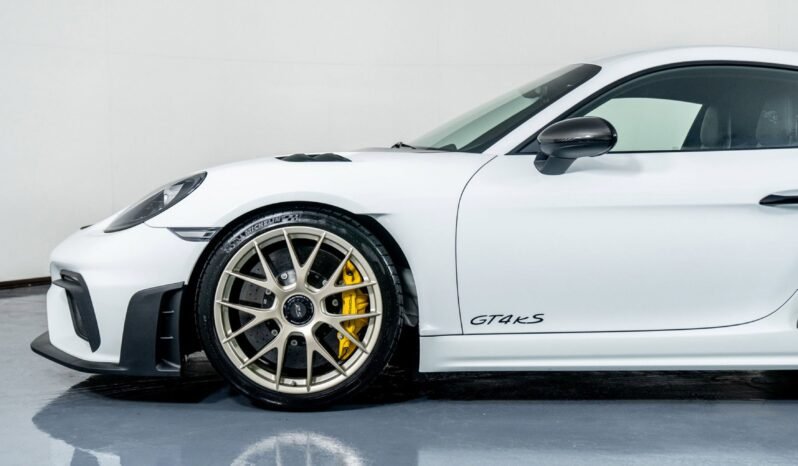 
								Buy 2018 Porsche 911 GT2 RS WEISSACH full									