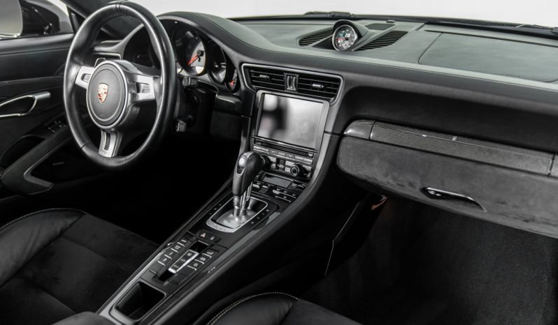 
								Buy 2023 Porsche 911 full									