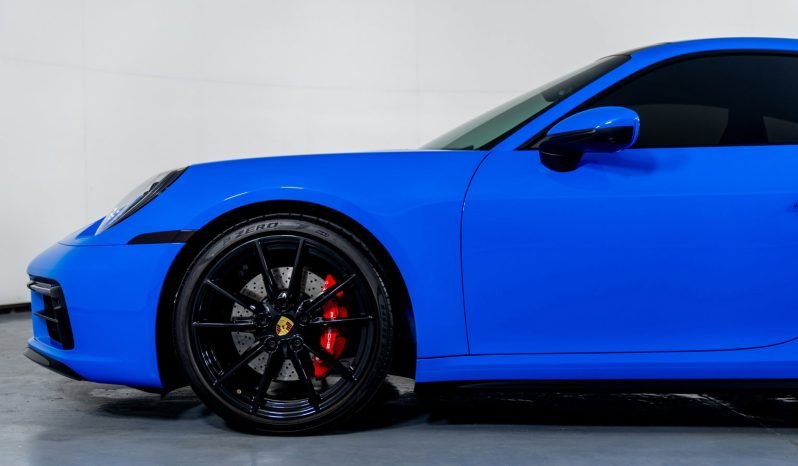 
								Buy 2022 Porsche 911 CARRERA 4S full									