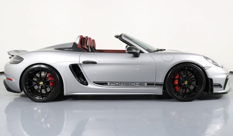 
								Buy 2023 Porsche 911 TURBO full									