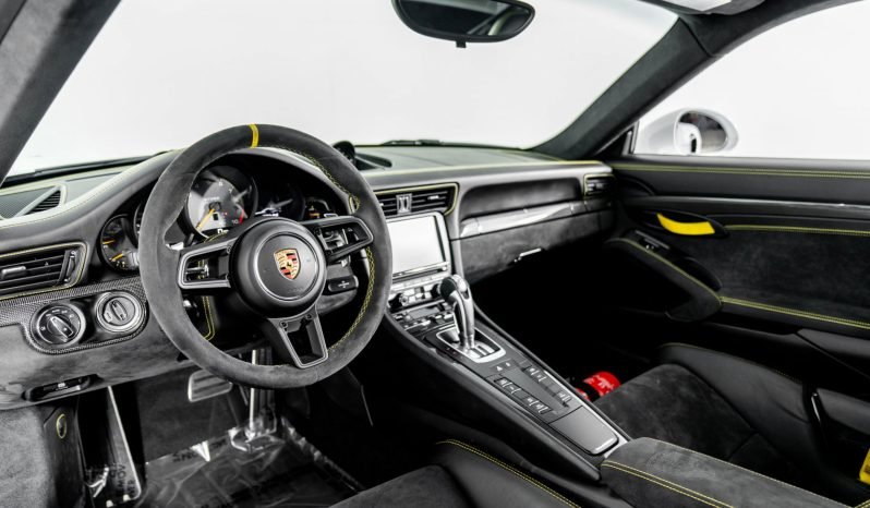 
								Buy 2018 Porsche 911 GT3 RS full									