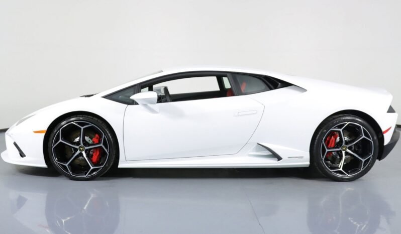 
								Buy 2022 Lamborghini Huracan EVO SPYDER RWD full									