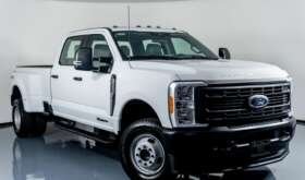 Buy 2023 Ford Super Duty F 350 DRW 4X4 CAB CREW XL