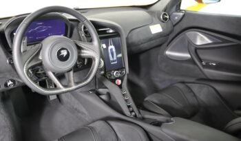 
									Buy 2022 McLaren 765LT SPIDER full								