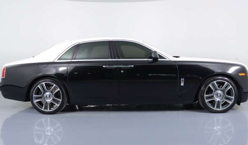 
								Buy 2022 Rolls Royce Phantom full									