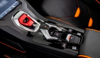 
									Buy 2022 Lamborghini Huracan EVO SPYDER RWD full								