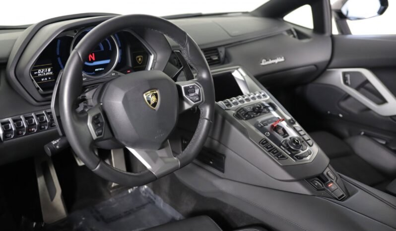 
								Buy 2020 Lamborghini Aventador SVJ full									