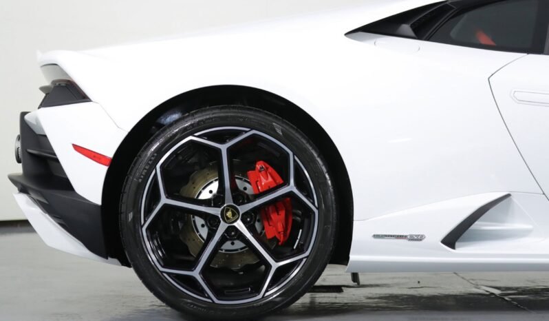 
								Buy 2022 Lamborghini Huracan EVO SPYDER RWD full									
