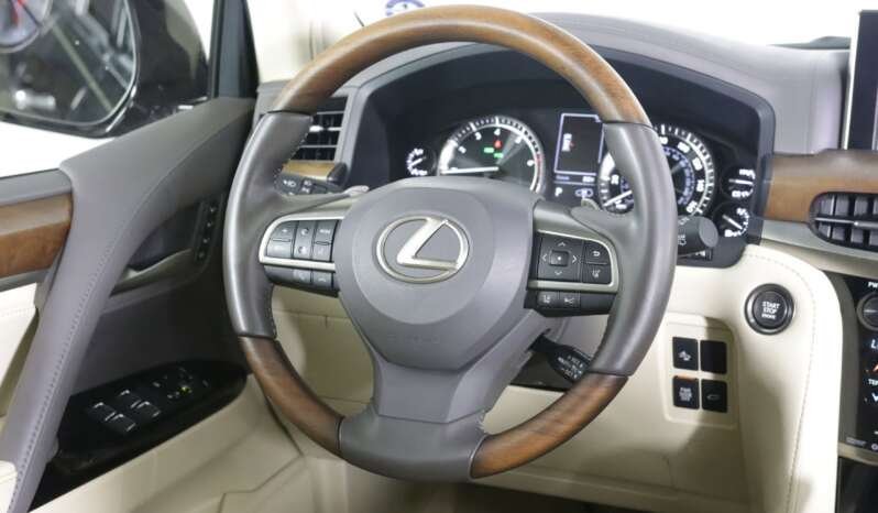 
								Buy 2022 Lexus SUV full									