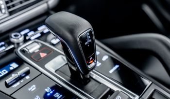 
									Buy 2022 Porsche Cayenne TURBO S E-HYBRID full								