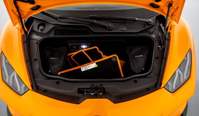 
								Buy 2022 Lamborghini Huracan EVO SPYDER RWD full									