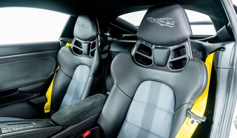 
								Buy 2018 Porsche 911 GT2 RS WEISSACH full									