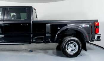 
									Buy 2023 Ford Super Duty F 350 DRW LARIAT full								