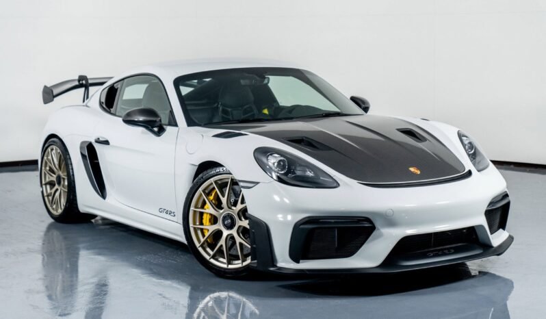 
								Buy 2018 Porsche 911 GT2 RS WEISSACH full									