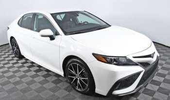 
									Buy 2022 Toyota Sedan full								