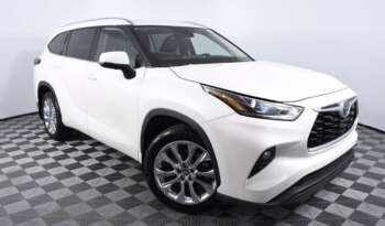 
									Buy 2022 Toyota SUV full								