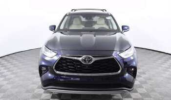 
									Buy 2021 Toyota Highlander LE full								