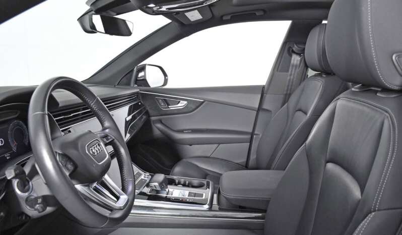 
								Buy 2019 Audi Q8 3.0T PREMIUM full									