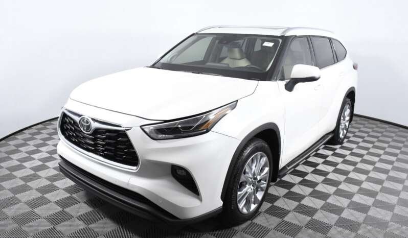 
								Buy 2022 Toyota Rav 4 full									