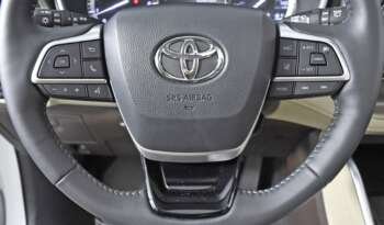 
									Buy 2022 Toyota Rav 4 full								