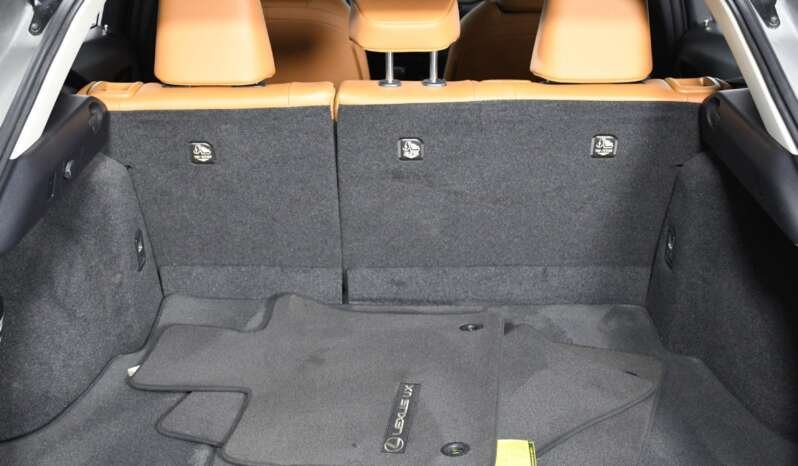
								Buy 2019 Lexus full									