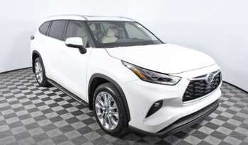 
									Buy 2022 Toyota Rav 4 full								