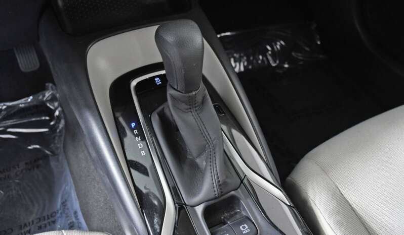 
								Buy 2022 Toyota Sedan full									