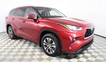 
									Buy 2021 Toyota SUV full								